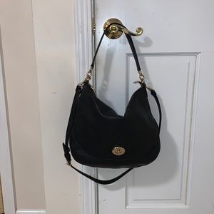Coach bag crossbody or shoulder